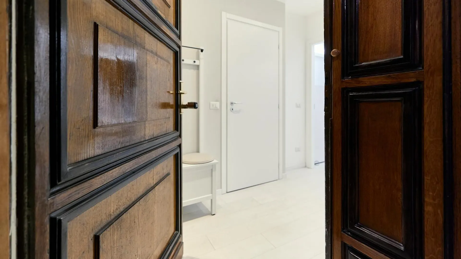 Duomo View - 2 Min From Duomo Amazing Location Apartment Milan
